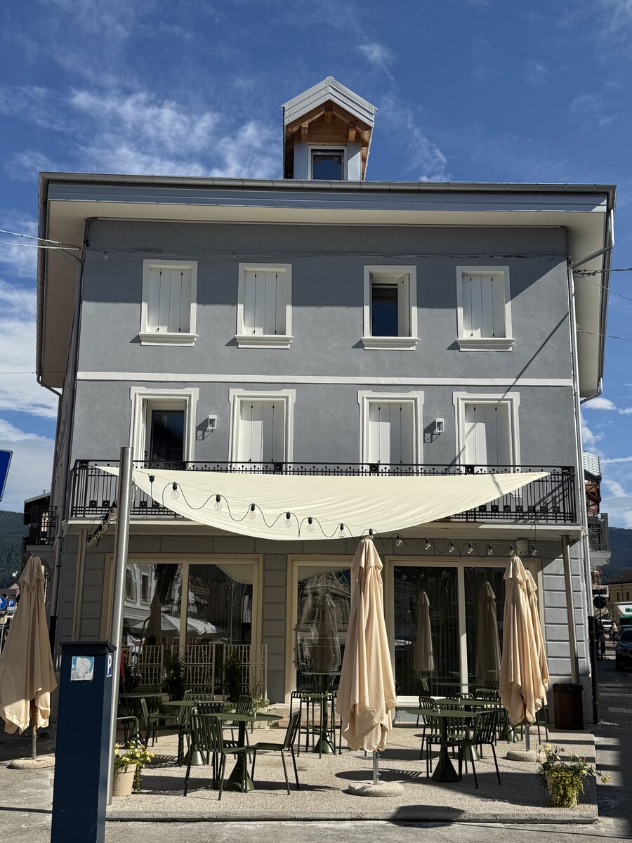 Villa Neve, restauro nel centro di Asiago